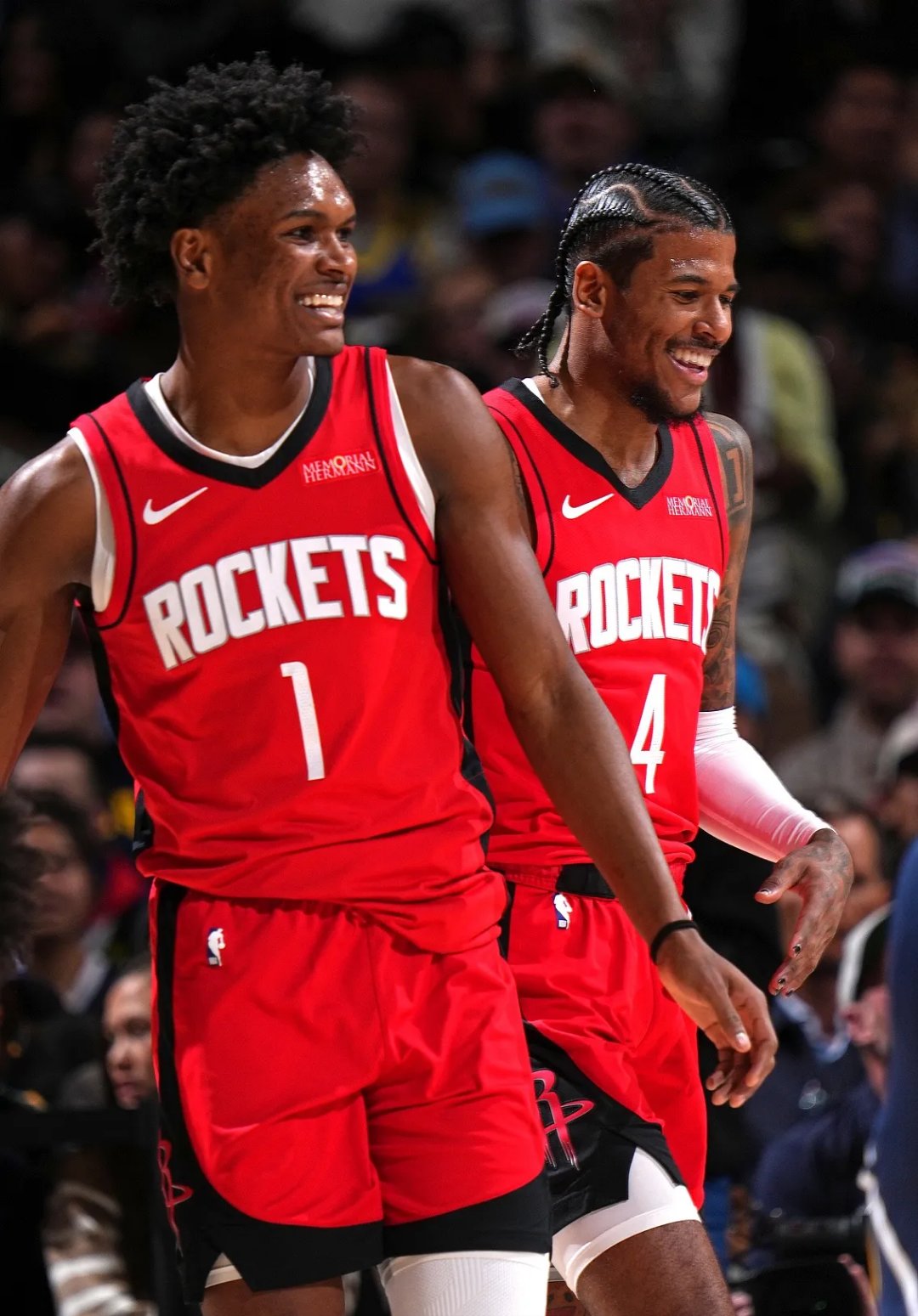 又见绝平!休斯顿火箭与明尼苏达森林狼鏖战至终场,莱万读秒救主 又见绝平!休斯顿火箭与明尼苏达森林狼鏖战至终场,莱万读秒救主